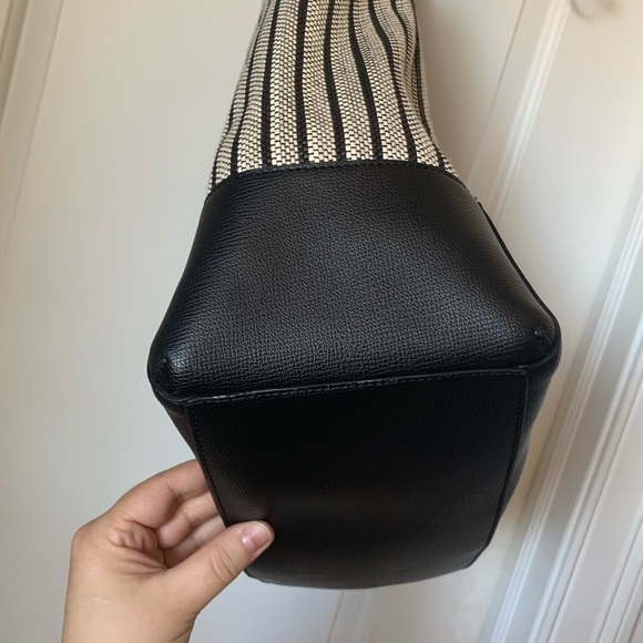 Karl Lagerfeld Large Striped Crossbody - Picture 13 of 16